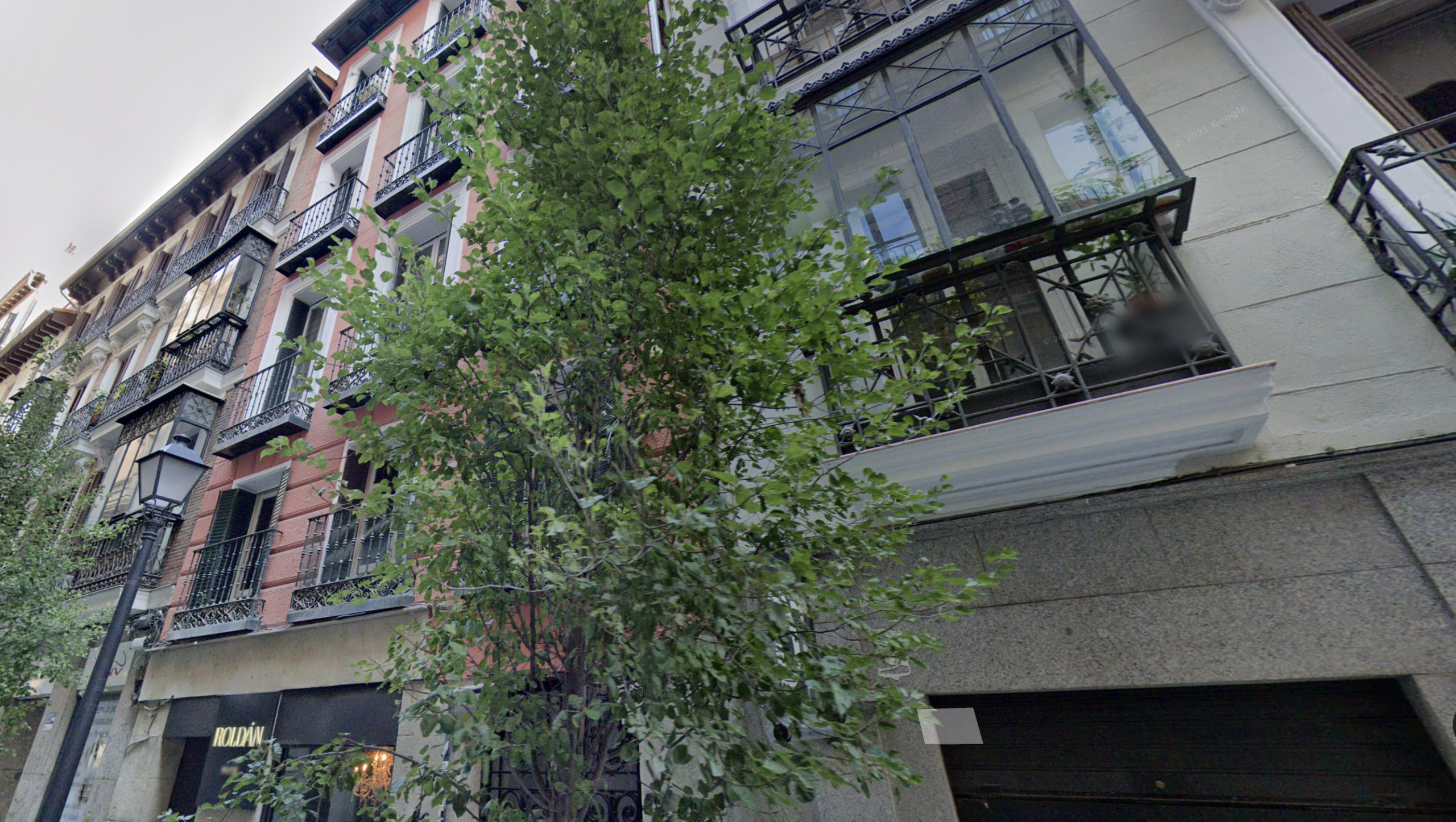 Calle de la Reina, 7, Madrid, Spain